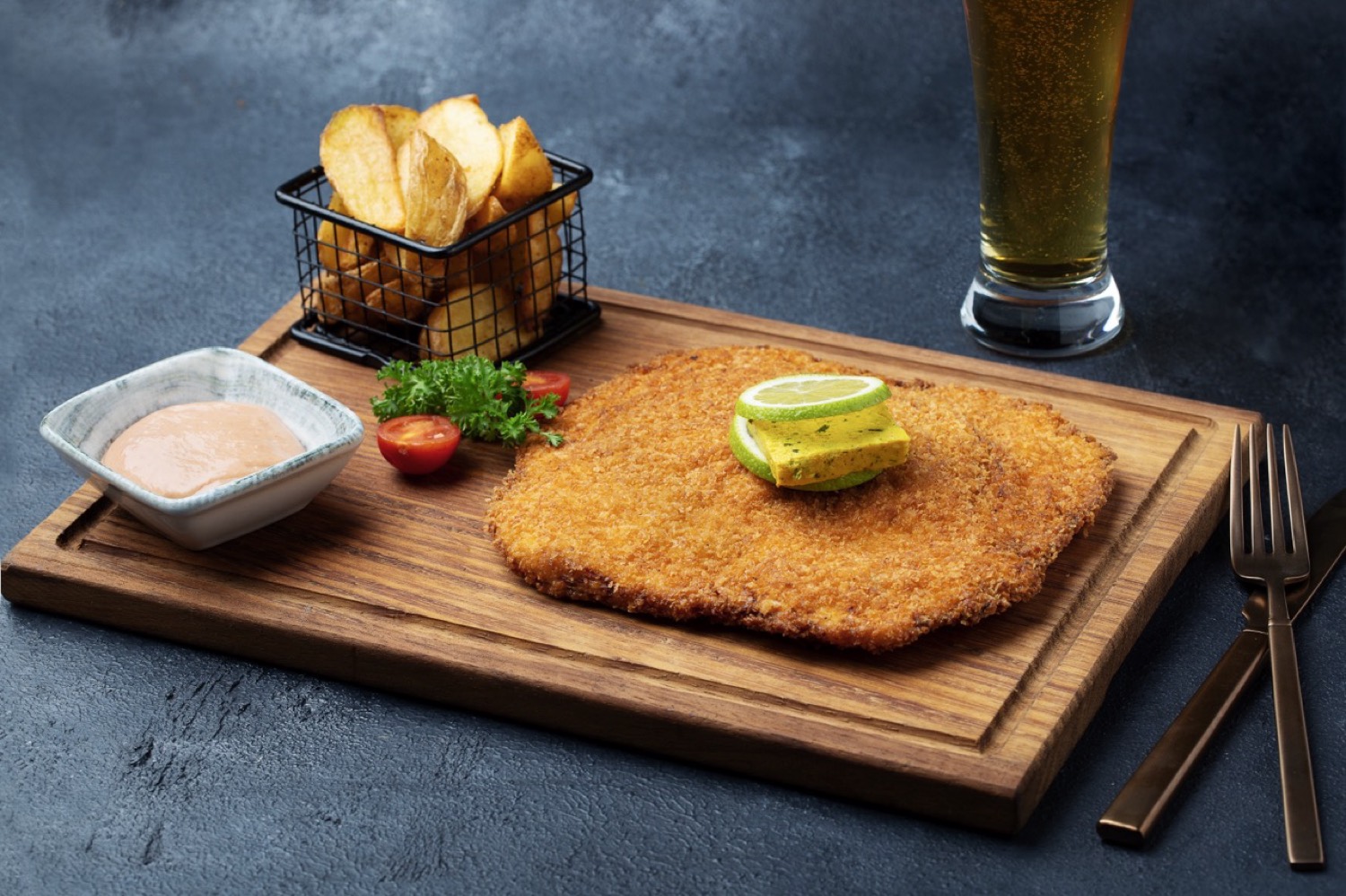 Schnitzel plate near Sultanahmet at LotiPoints
