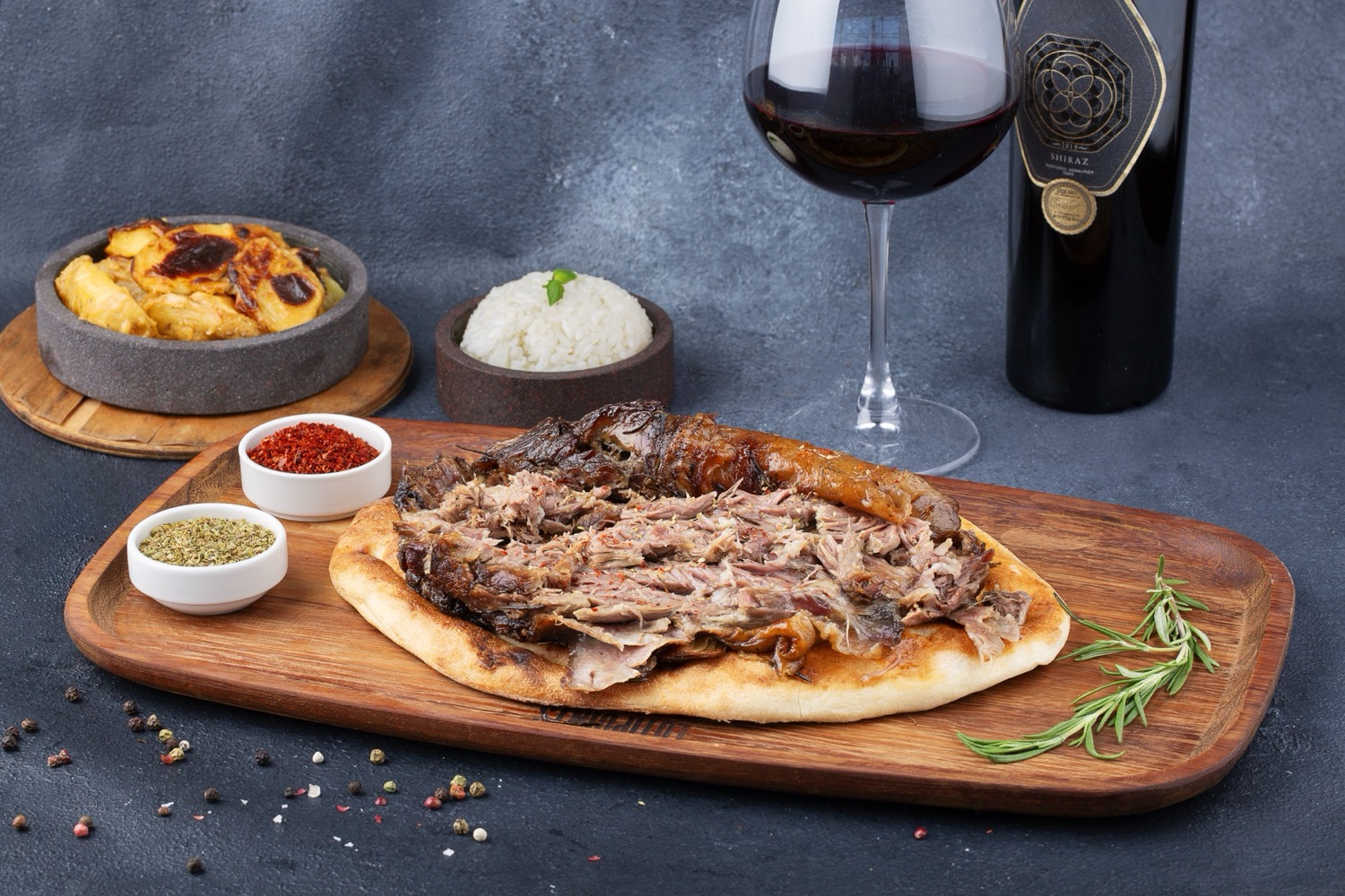 Turkish food in Sultanahmet with slow lamb at LotiPoints
